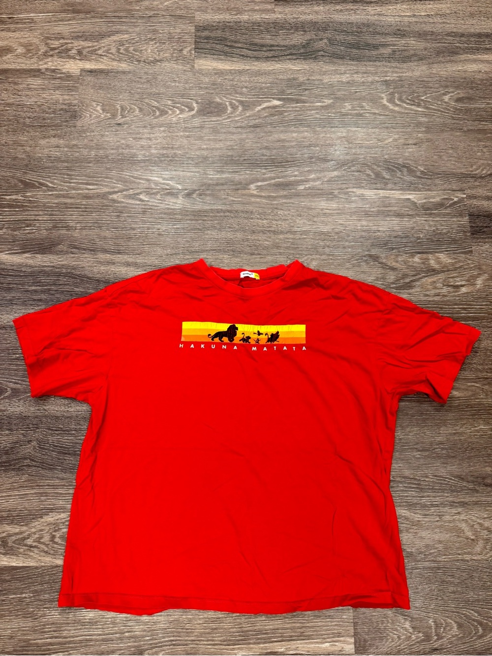 Disney Lion King Hakuna Matata Red Graphic Tee Mens XL Bewakoof